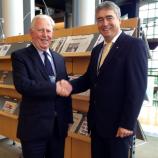 Dr. Zver z nekdanjim predsednikom Evropske komisije Jacques Santerjem